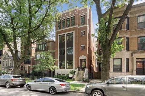 929 W Altgeld St #3, Chicago, IL 60614