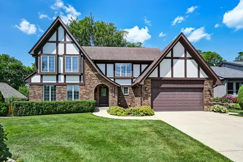 9 S148 Landsfield Ave, Downers Grove, IL 60516