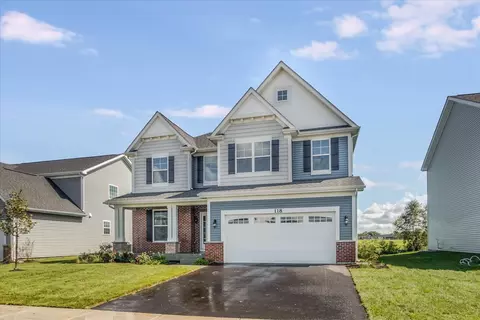 118 Piper Glen Ave, Oswego, IL 60543