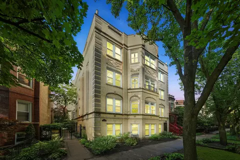 1423 W Thome Ave #3S, Chicago, IL 60660