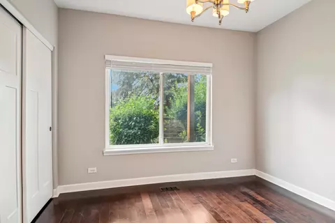 819 Asbury Dr, Aurora, IL 60502 photo 17
