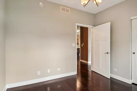 819 Asbury Dr, Aurora, IL 60502 photo 18