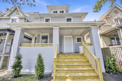 724 N Lockwood Ave, Chicago, IL 60644
