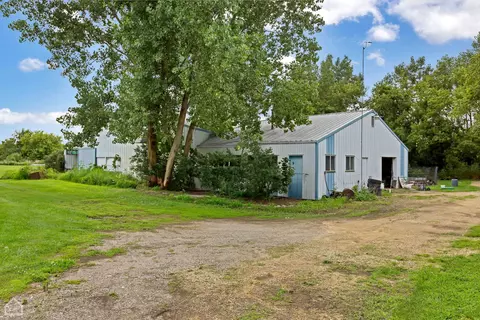 20105 Oak Grove Rd, Harvard, IL 60033 photo 6