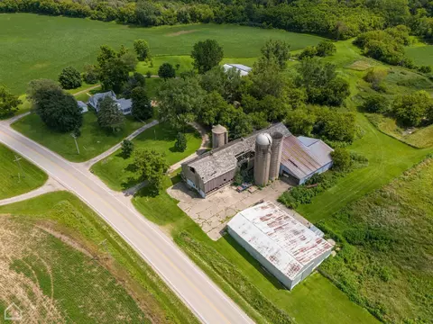20105 Oak Grove Rd, Harvard, IL 60033 photo 19