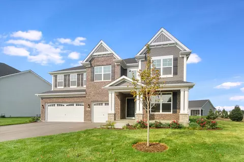 107 Piper Glen Ave, Oswego, IL 60543