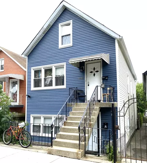3240 S Carpenter St, Chicago, IL 60608
