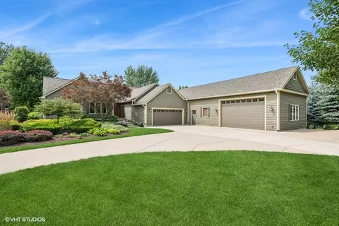 Undisclosed, Saint Charles, IL 60175