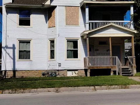 661 E Station St, Kankakee, IL 60901 photo 2