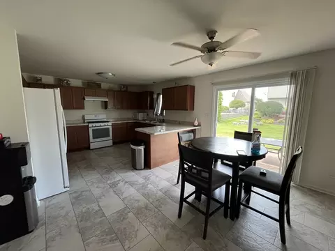 Kitchen - 243 Aspen Dr, Beecher, IL 60401 photo 2 of 3