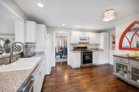 Kitchen - 223 E Scranton Ave, Lake Bluff, IL 60044 photo 1 of 1
