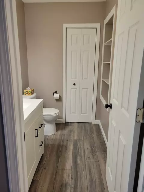 7013 S Roberts Rd, Bridgeview, IL 60455 photo 16