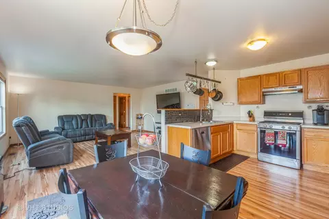 6411 Valley Ridge Dr, Plainfield, IL 60586 photo 9