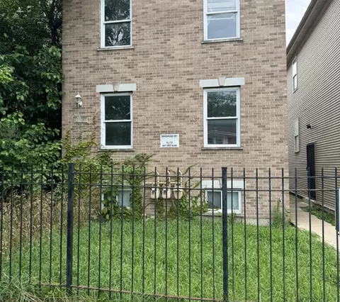 7914 S Greenwood Ave, Chicago, IL 60619