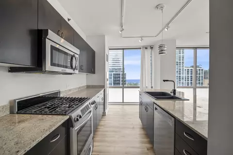 8 E Randolph St #2004, Chicago, IL 60601 photo 14