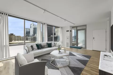 8 E Randolph St #2004, Chicago, IL 60601 photo 7