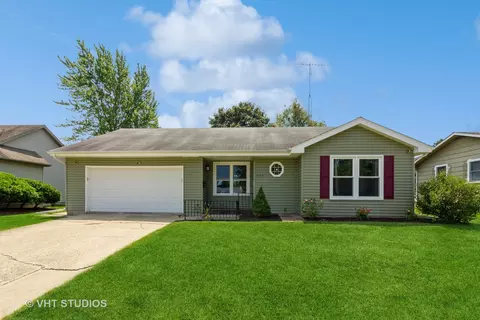 Exterior - 404 E Hill St, Genoa, IL 60135 photo 2 of 8