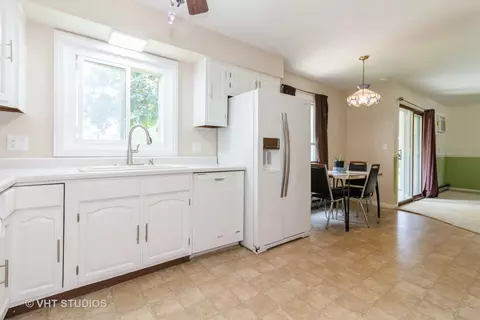 Kitchen - 404 E Hill St, Genoa, IL 60135 photo 3 of 3