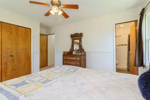 Bedroom - 404 E Hill St, Genoa, IL 60135 photo 2 of 3