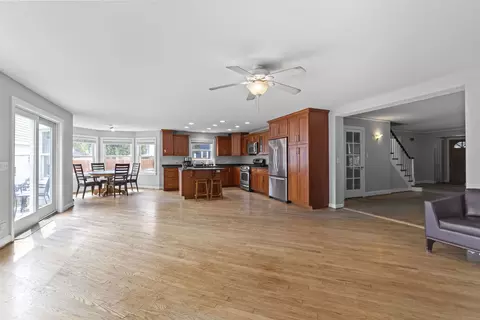 Other - 833 Walter Ave, Des Plaines, IL 60016 photo 3 of 9