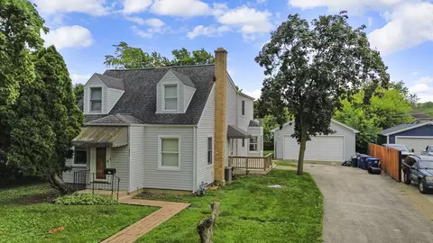 Other - 833 Walter Ave, Des Plaines, IL 60016 photo 1 of 9