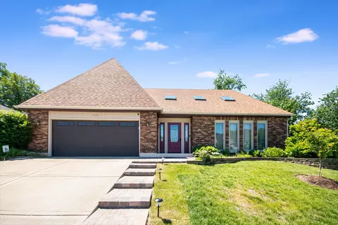 1620 77th St, Naperville, IL 60565