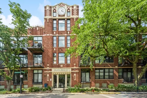2300 W Wabansia Ave #132, Chicago, IL 60647