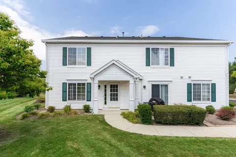 684 Fieldcrest Dr #A, South Elgin, IL 60177