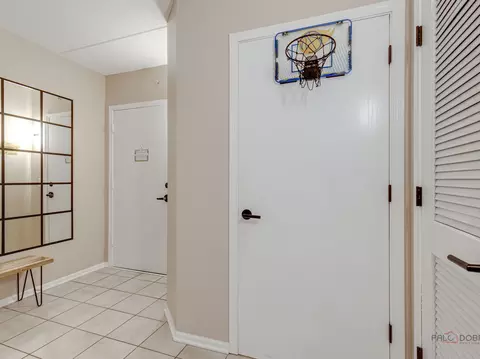 1349 E Washington St #307A, Des Plaines, IL 60016 photo 9