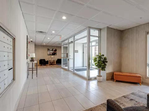 1349 E Washington St #307A, Des Plaines, IL 60016 photo 3