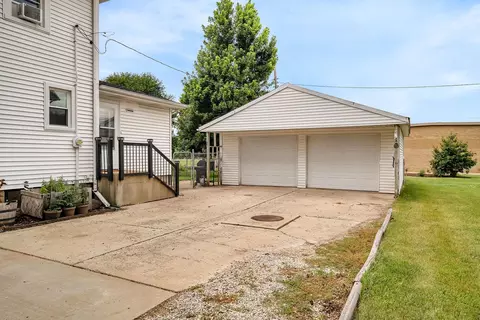7 Burton St, Millbrook, IL 60536 photo 25