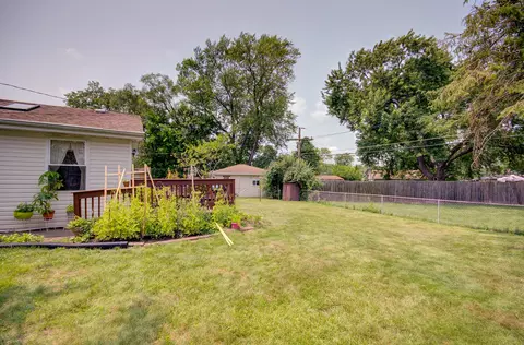 Exterior - 238 Normandy Dr, Addison, IL 60101 photo 8 of 8