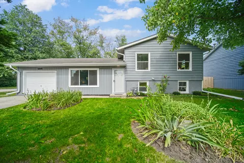 500 Huehl Rd, Northbrook, IL 60062