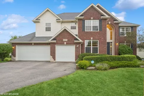 13133 Taylor St, Plainfield, IL 60585