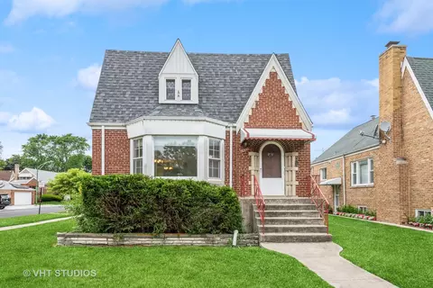 4200 N Parkside Ave, Chicago, IL 60634