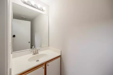Bath - 22211 W Niagara Trl, Plainfield, IL 60544 photo 1 of 3
