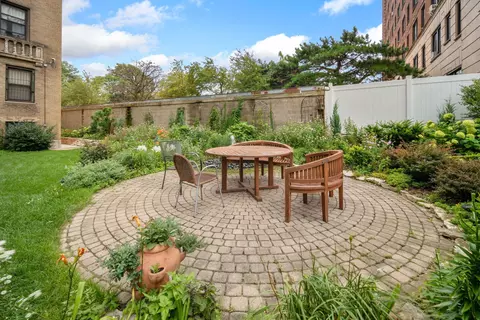 Exterior - 1755 E 55th St #1203, Chicago, IL 60615 photo 2 of 2