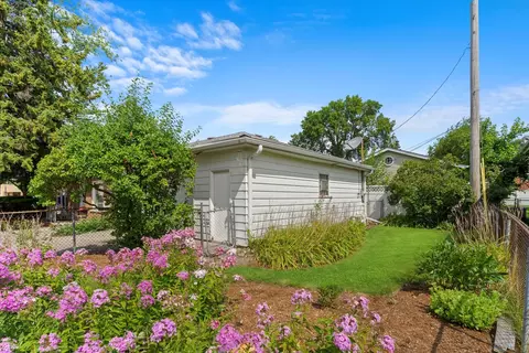 Exterior - 3019 Maple Ave, Brookfield, IL 60513 photo 5 of 6