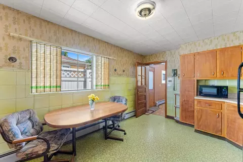 Kitchen - 3019 Maple Ave, Brookfield, IL 60513 photo 2 of 2