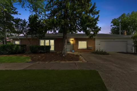 Exterior - 3019 Maple Ave, Brookfield, IL 60513 photo 6 of 6