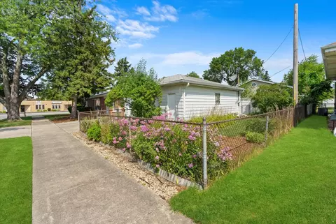 Exterior - 3019 Maple Ave, Brookfield, IL 60513 photo 4 of 6