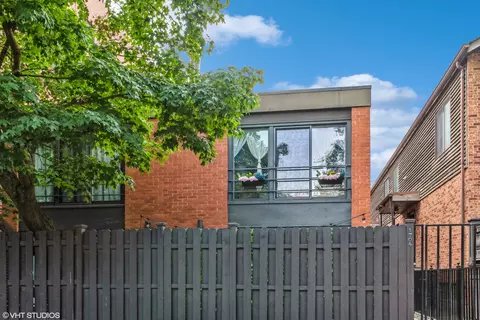 1704 N Orchard St #B, Chicago, IL 60614