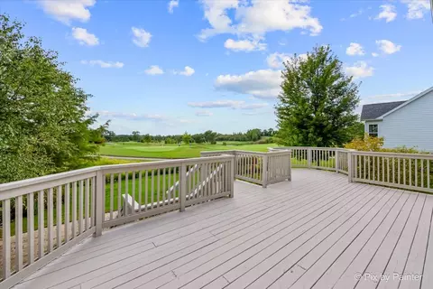 Exterior - 3511 Tournament Dr, Elgin, IL 60124 photo 5 of 8