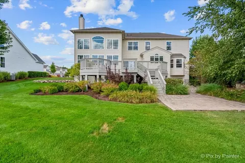 Exterior - 3511 Tournament Dr, Elgin, IL 60124 photo 8 of 8