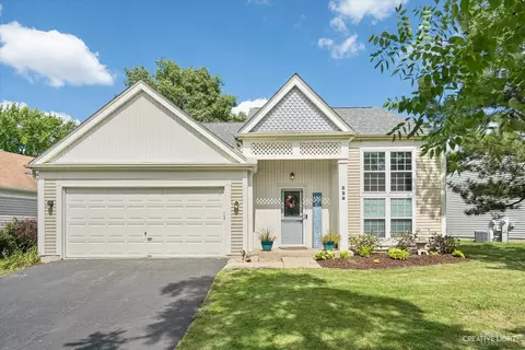 328 Newport Ln, Aurora, IL 60504