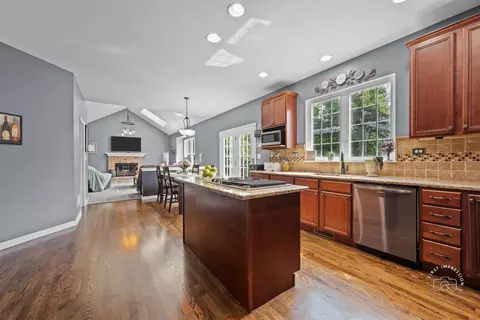 Kitchen - 3547 Tournament Dr, Elgin, IL 60124 photo 1 of 3