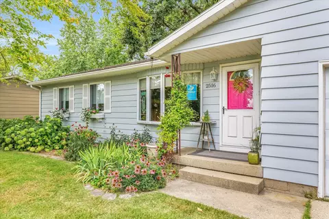 2516 Arden Dr, Champaign, IL 61821