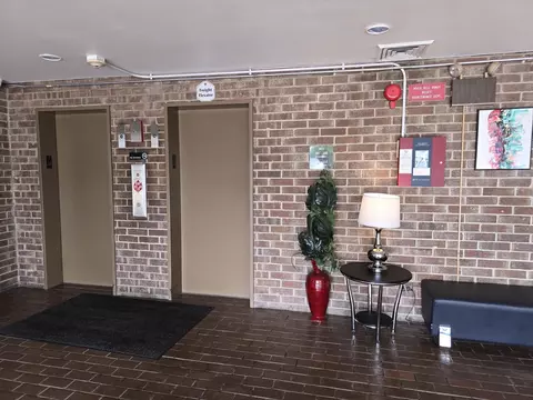 Other - 7 E Carriageway Dr #206, Hazel Crest, IL 60429 photo 1 of 7