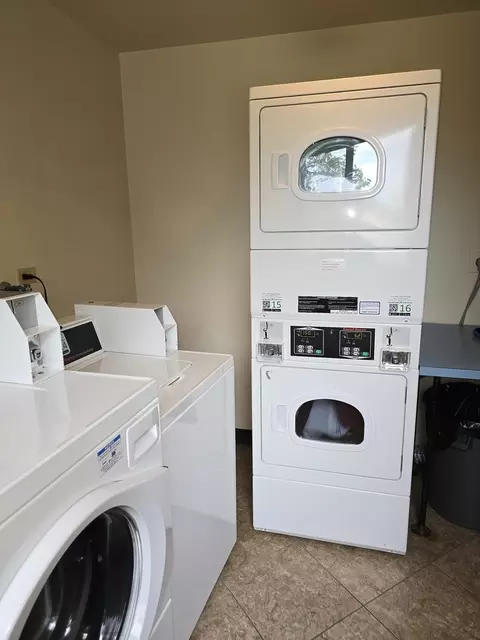 Other - 7 E Carriageway Dr #206, Hazel Crest, IL 60429 photo 5 of 7