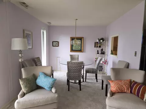 Dining - 7 E Carriageway Dr #206, Hazel Crest, IL 60429 photo 1 of 2